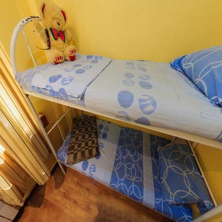 Yourhostel Svyatoshino Киев Екстериор снимка