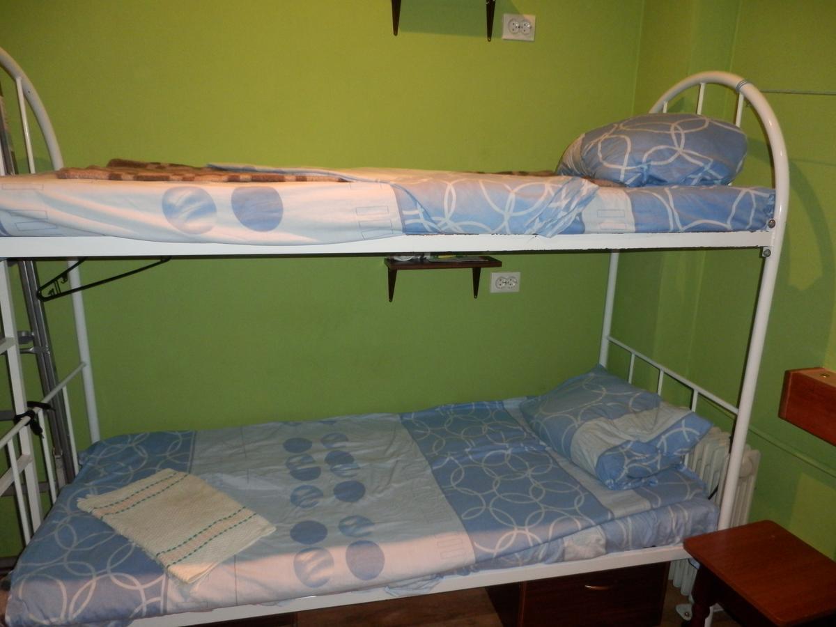 Yourhostel Svyatoshino Киев Екстериор снимка